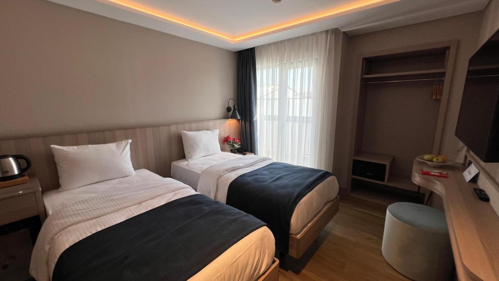 Woxx Hotel Istanboel Buitenkant foto