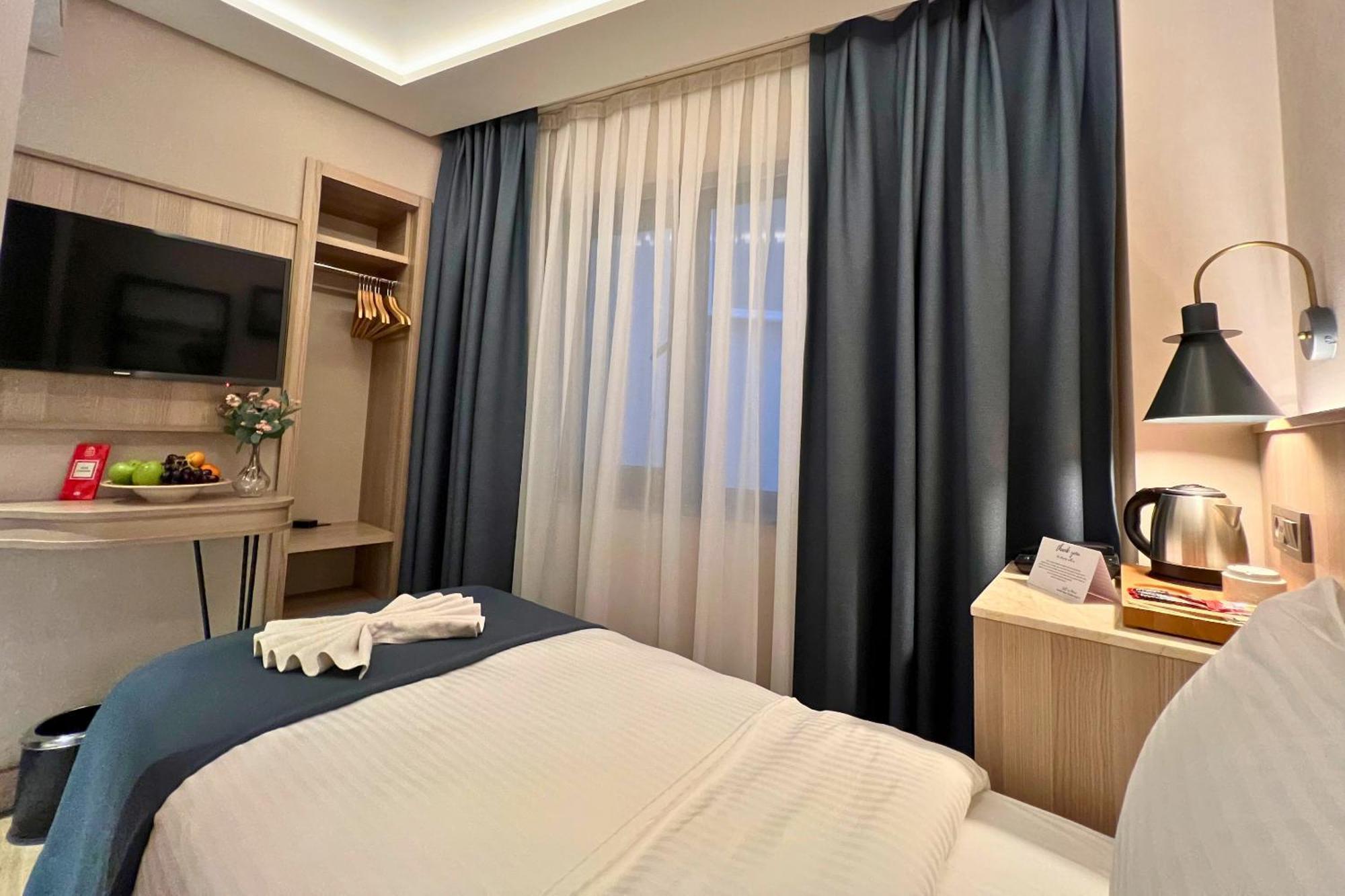 Woxx Hotel Istanboel Buitenkant foto